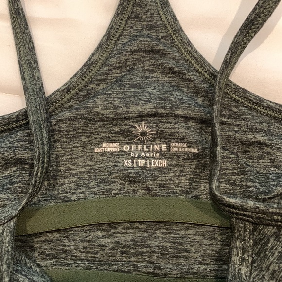 Aerie Workout Set with extra top - Picture 5 of 5